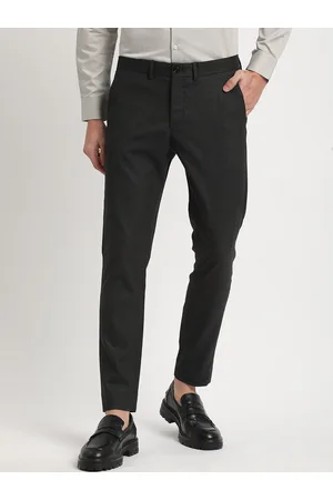 The Bear House Men Solid Tapered Fit Mid-Rise Formal Trousers