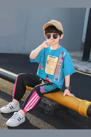 Stylecast Boys Blue & Pink Graphic Printed Pure Cotton T-shirt with Pyjamas