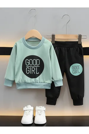 Stylecast Boys Green & Black Typography Printed T-shirt with Trousers
