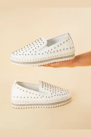THE WHITE POLE Women Embellished Comfort Insole Lightweight Slip-On Sneakers
