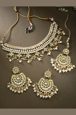 Peora White Gold-Plated Kundan-Studded Antique Jewellery Set with Maang Tika