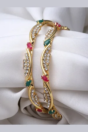 Sukkhi Set Of 2 Gold-Plated American Diamond-Studded Bangles