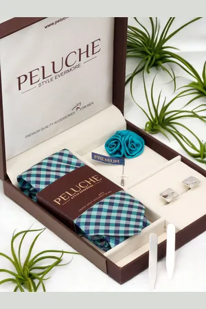 PELUCHE Men Green Accessory Gift Set