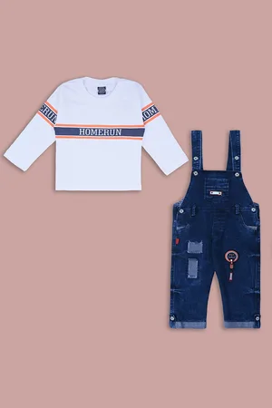 Wish Karo Boys Cotton Typography Printed Dungaree With T-shirt