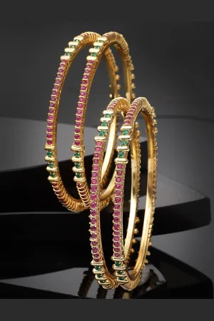 Sukkhi Set Of 4 Gold Plated Stones Studded Bracelet Bangles