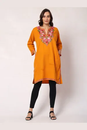 CRAFTBAZAR Floral Embroidered A-Line Kurta
