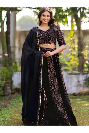 Shivani Style House | Buy Online Sarees, UK Saree Shopping, Lehenga Choli,  Salwar Suits, Ready-made Blouses, Wedding Sarees, Bridal Sari, Salwar kameez