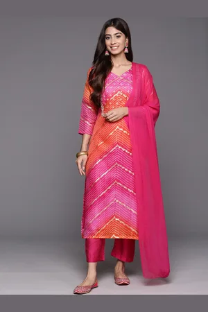 Varanga Bandhani Printed Regular Kurta with Trousers & With Dupatta