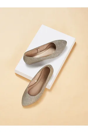 Pantaloons Pointed Toe Shimmered Ballerinas