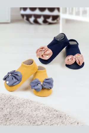 Baby Moo Infants Girls Pack Of 2 Self-Design Soft & Comfortable Socks Booties