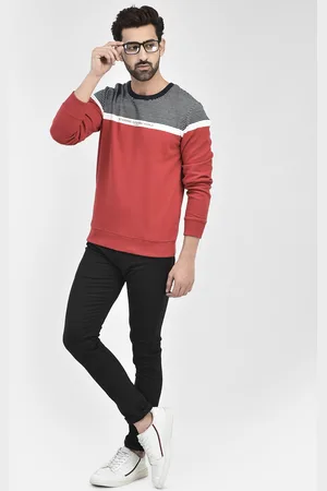 Crimsoune Club Men Colourblocked Pullover Sweatshirt