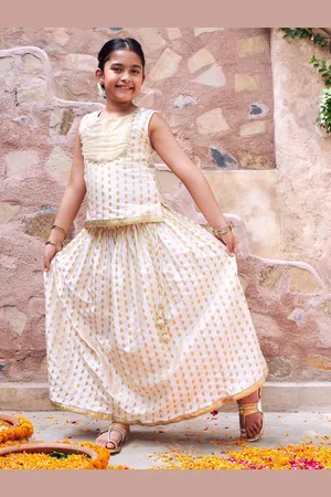 Vastramay Girls Embellished Ready to Wear Lehenga & Blouse
