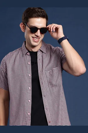 Mast & Harbour Men Slim Fit Checked Casual Shirt