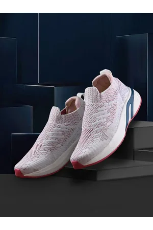 HRX Women Textured Walking Shoes