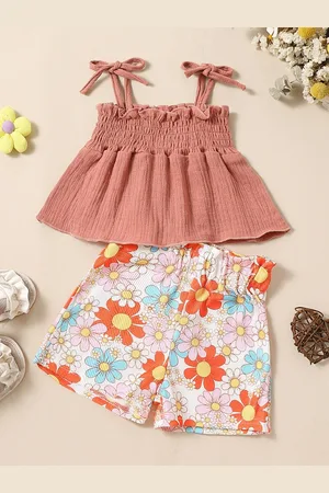 Stylecast Girls Pink & White Pure Cotton Top with Shorts