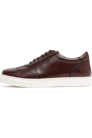 RARE RABBIT Men Comfort Insole Leather Contrast Sole Sneakers