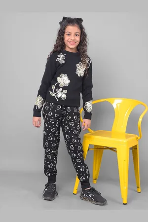 Crimsoune Club Girls Snoopy Printed Slim Fit Joggers