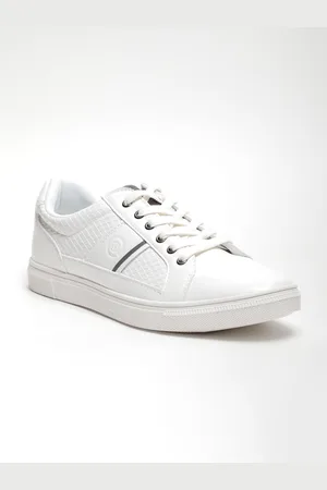 LocoMotive Men White Sneakers