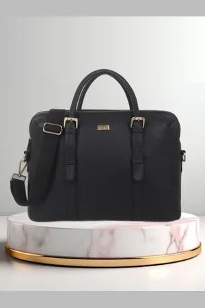 yelloe Men Black Multi Compartment Structured Laptop Bag