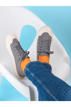 Styli Men Canvas Lace Up Casual Shoes