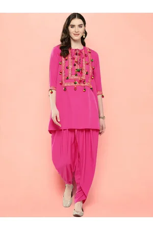 Ahalyaa Solid Tie-up Neck Yoke Design Co-ords