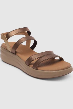 Inc 5 Comfort Heels with Metallic Finish