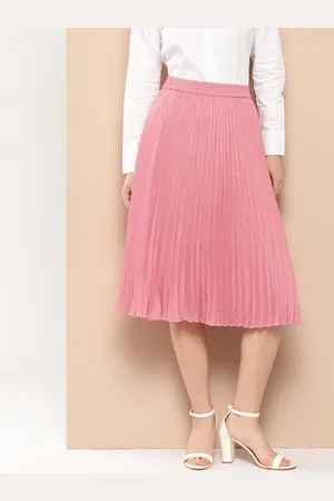 Chemistry Solid Accordion Pleats Crepe Flared Skirt