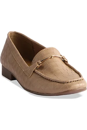 ERIDANI Women Textured Embellished Round Toe Loafers