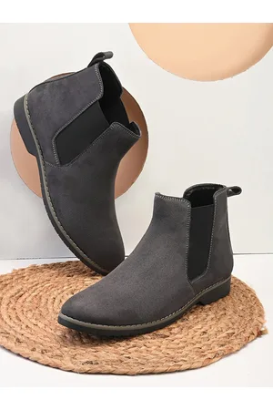 Roadster The Lifestyle Co. Men Round Toe Mid-Top Chelsea Boots