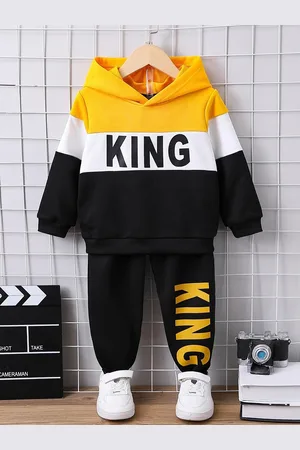 SmartRAHO Boys Printed Pure Cotton Hooded T-shirt with Trousers