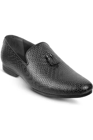 Metro Men Textured Leather Formal Loafers