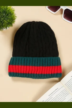 CANTABIL Colourblocked Acrylic Beanie