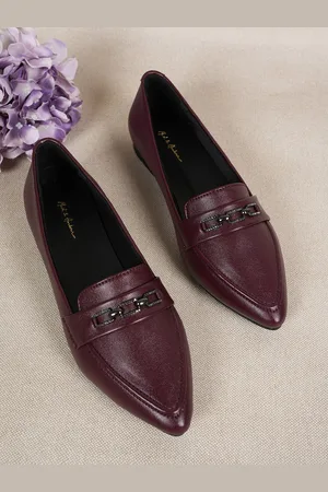 Mast & Harbour Women Textured Suede Loafers