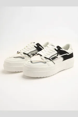 The Bear House Men Colourblocked Sneakers