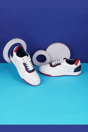 Metro Men Colourblocked Comfort Insole Lace-Ups Sneakers