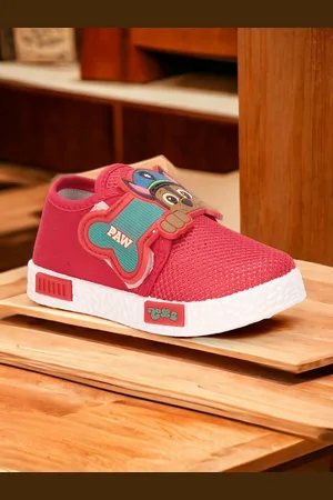 Lil Lollipop Kids Textured Comfort Insole Contrast Sole Musical Velcro Sneakers