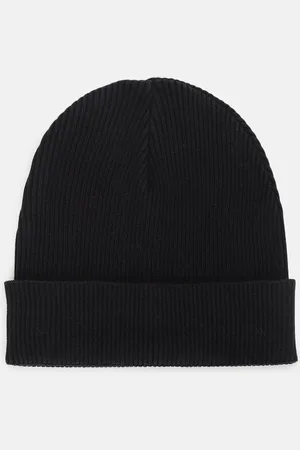 Blue Giraffe Boys Self Design Beanie