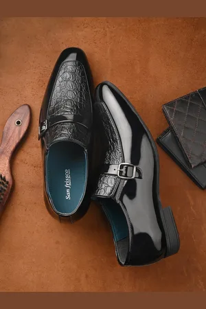 San Frissco Men Textured Formal Monk Shoes With Buckle Detail