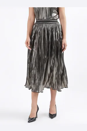 CENTRESTAGE Self-Design Flared Midi Skirts