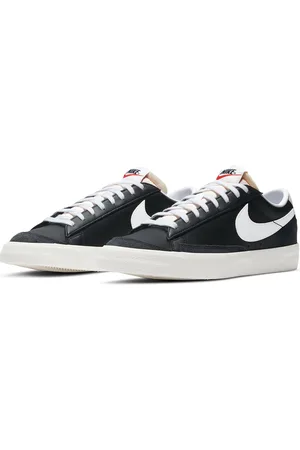 Nike Men Black & White Blazer Low 