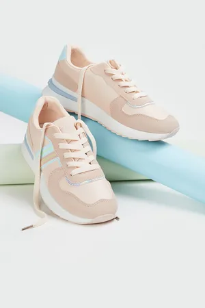 Lifestyle Women Comfort Insole Lace-Up Sneakers