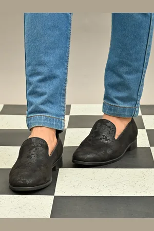 San Frissco Men Printed Lightweight Loafers