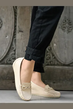 Shoetopia Women Textured Embellished Detail Loafers