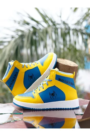WOAKERS Men Colourblocked Sneakers