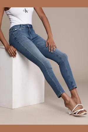 Calvin Klein Women Pure Cotton Skinny Fit Light Fade Jeans