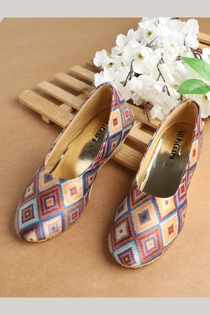 LIL PITAARA Girls Printed Round Toe Ballerinas