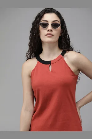 Roadster Rust Red Solid Keyhole Neck Tank Top