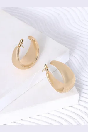Joker & Witch Gold-Plated Contemporary Half Hoop Earrings