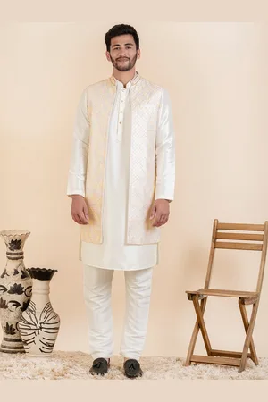TheEthnic.Co Checked Printed Mandarin Collar Straight Kurta With Pyjama & Jacket
