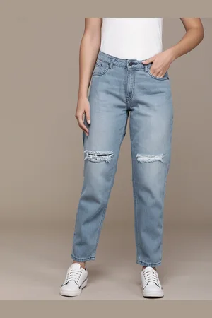 Moda Rapido Women Straight Fit Mildly Distressed Light Fade Stretchable Jeans
